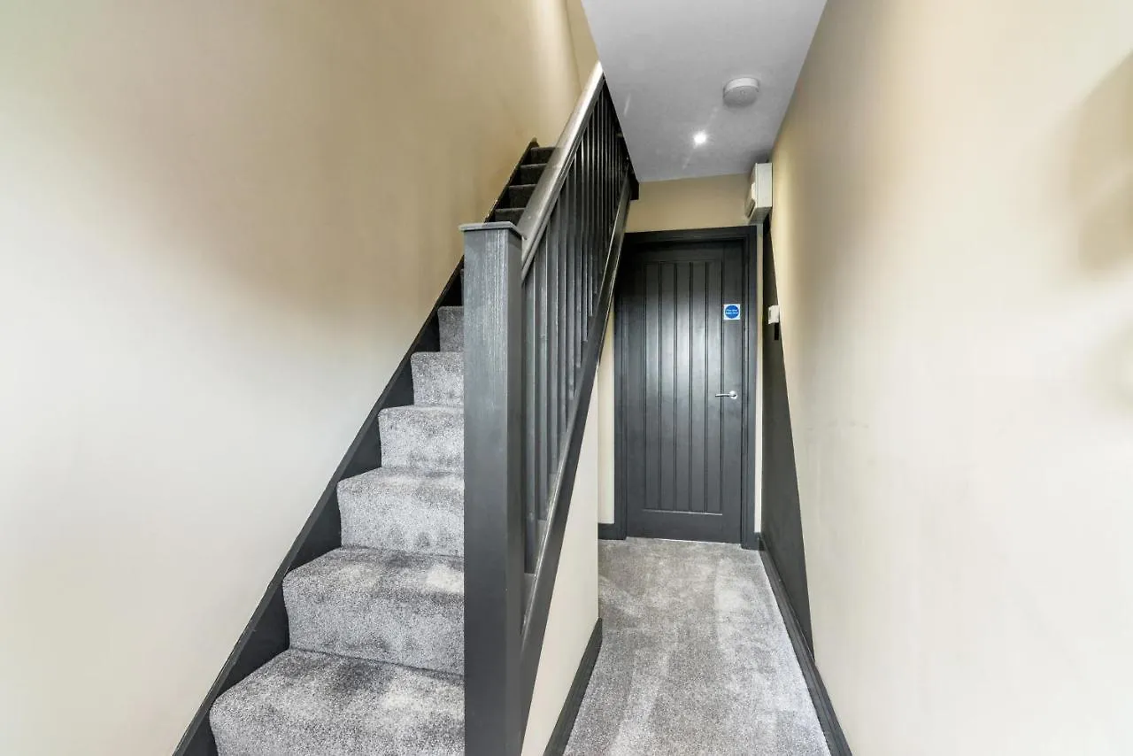 The Old Boiler Factory Apartments - Classy And Comfy Nottingham